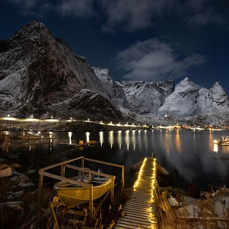 Reine Retro Villa - Cozy Villa With A Fantastic View Exterior foto